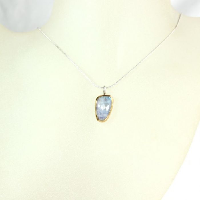 Rose Cut Rainbow Moonstone Pendant - Image 2