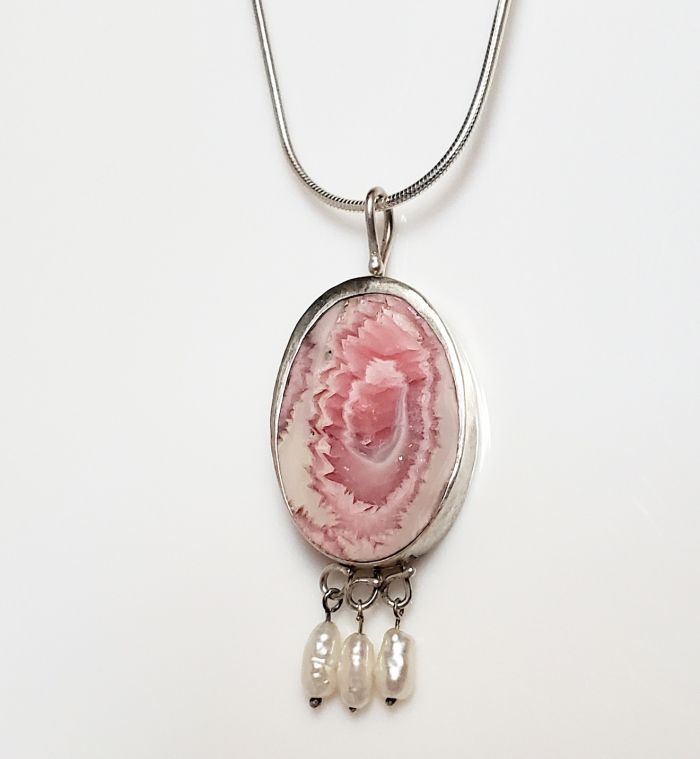 Rhodochrosite Pendant with Freshwater Pearls - Image 3