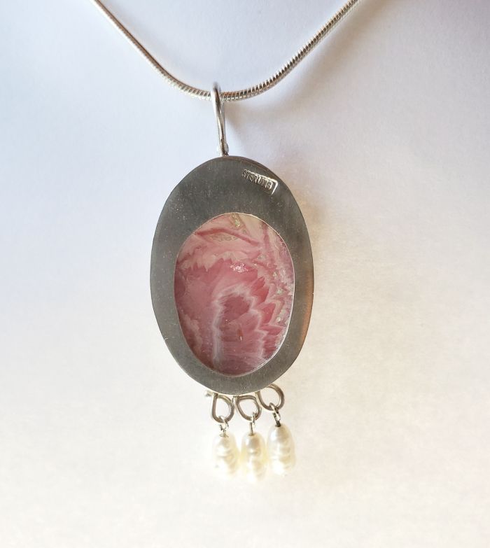 Rhodochrosite Pendant with Freshwater Pearls - Image 5