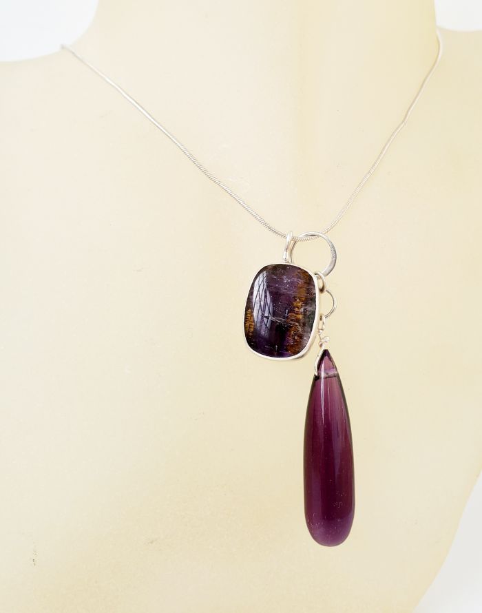 Amethyst Long Drop Pendant - Image 4