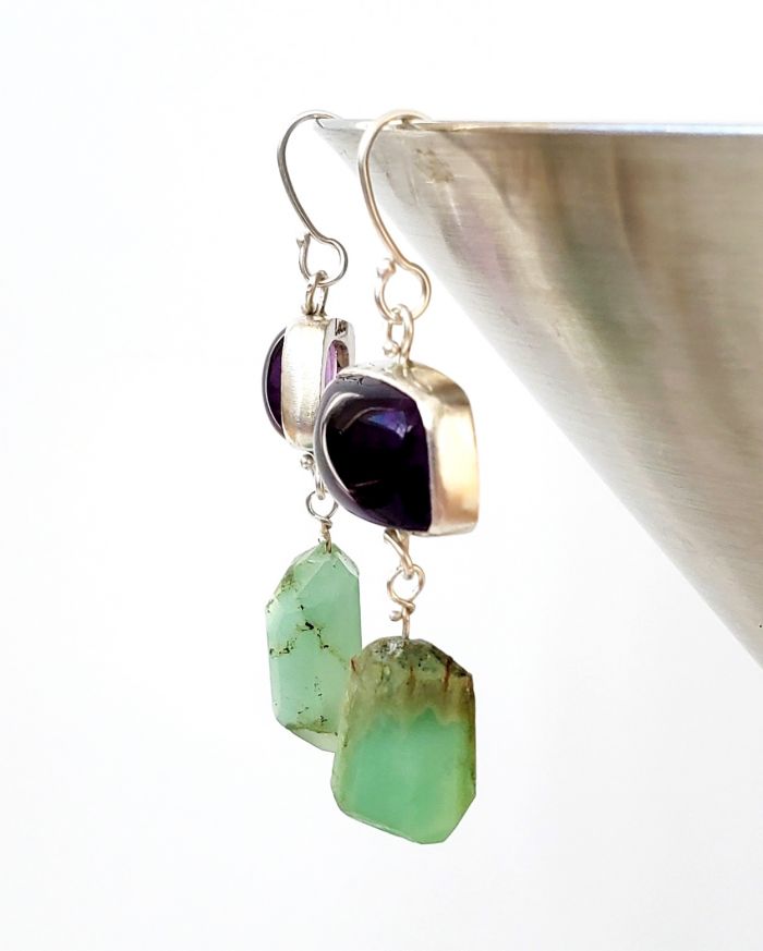 Sugarloaf Amethyst Earrings with Chrysoprase Drops - Image 3