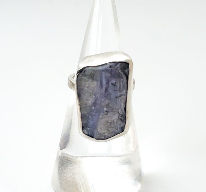 Large Raw Tanzanite Crystal Ring - Image 2