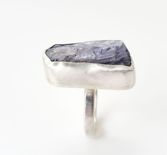 Large Raw Tanzanite Crystal Ring - Image 5